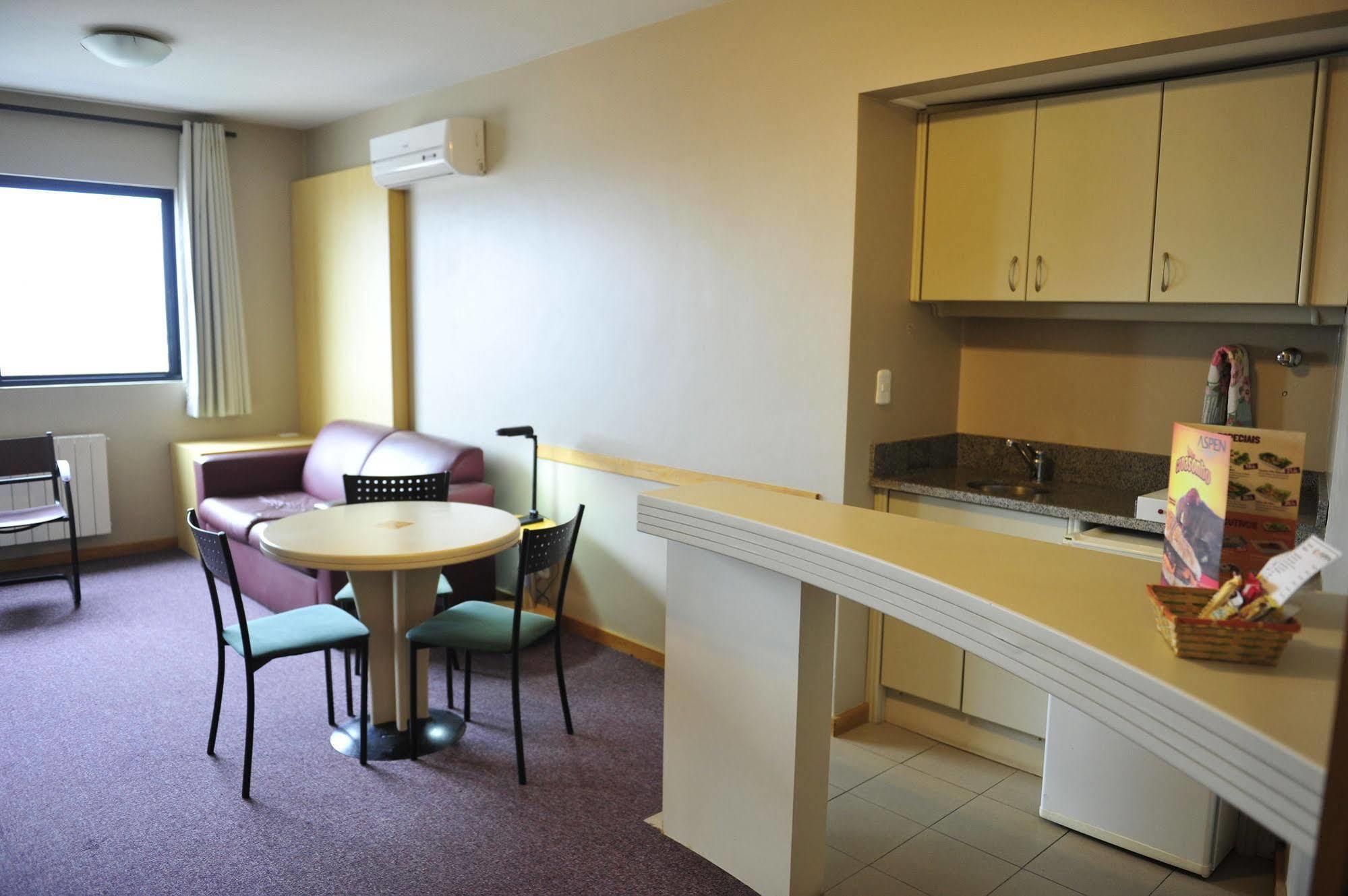 Aparthotel Tri & Flat Caxias 3*