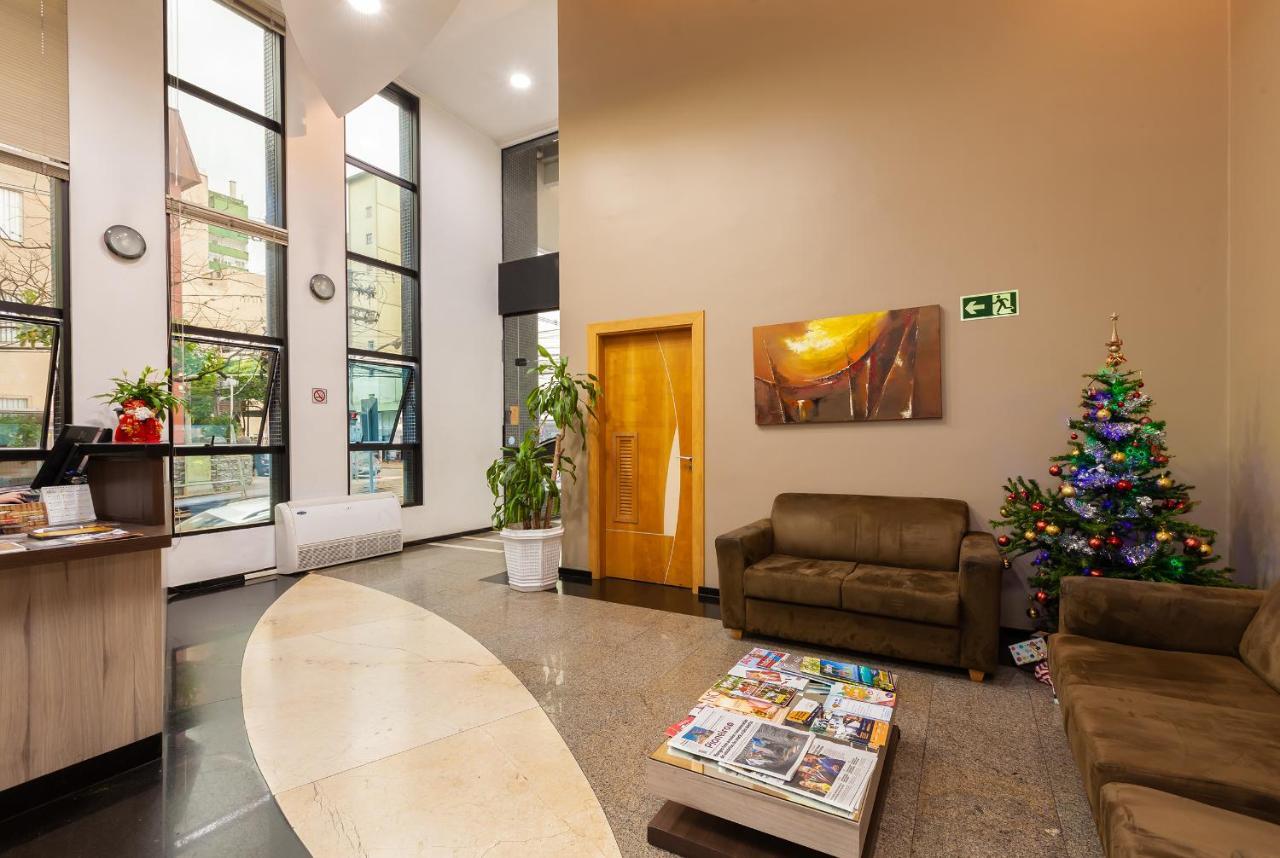 Tri & Flat Caxias Aparthotel